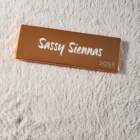 Dose of Colors Palette - Picture 2 of 2